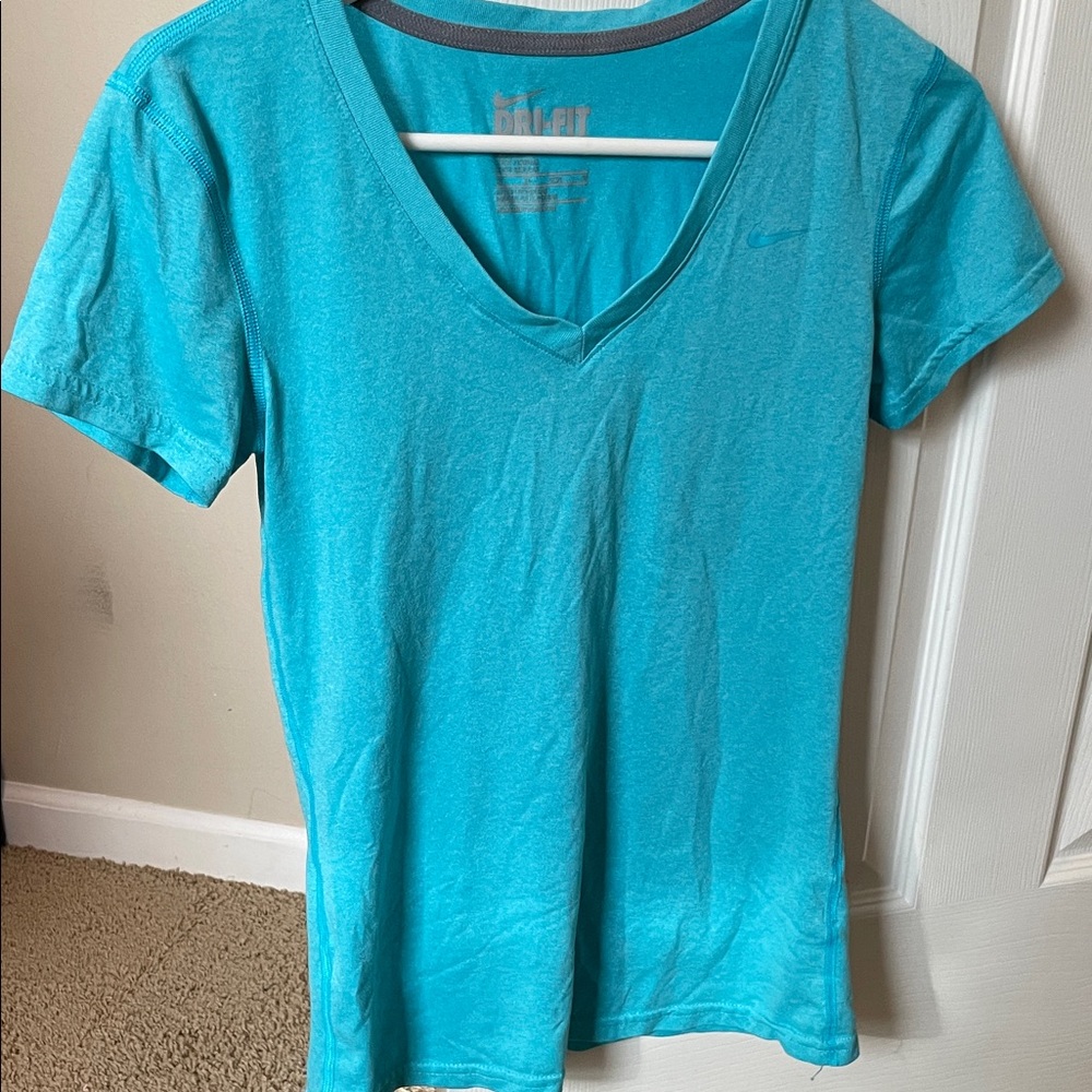 Nike Women's Turquoise V-Neck Short Sleeve Tee